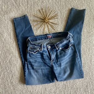 Denizen Levi Skinny Jeans